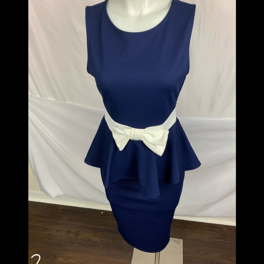 Boohoo midi dress